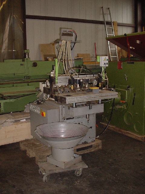 Dübelbohr- und Eintreibmaschine Biesse Typ F/S