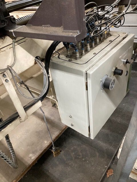 Möbel-Türrahmen-Presse V. Grum-Schwensen Typ MTP