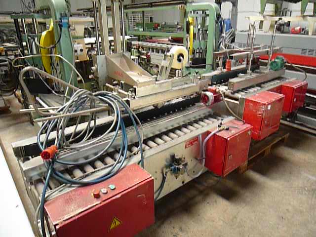 Karton­verschluss­maschine Roco Typ 751 und Typ 651