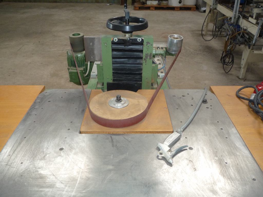 Schleifmaschine - V. Grum-Schwensen GmbH