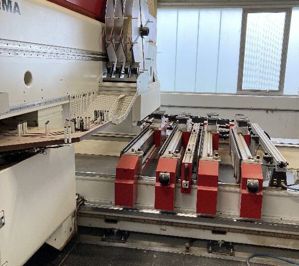 CNC-Bearbeitungszentrum inklusive Laserkante Typ BIMA / Gx50 / E / 160 / 630