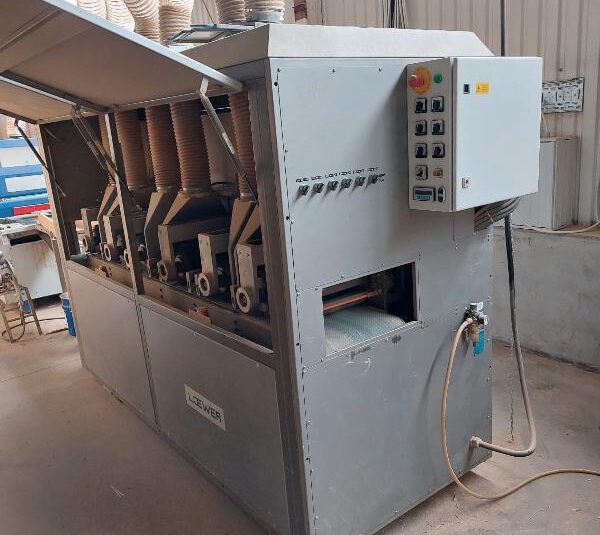 Strukturbürstenmaschine Löwer Typ HBSM-400-6