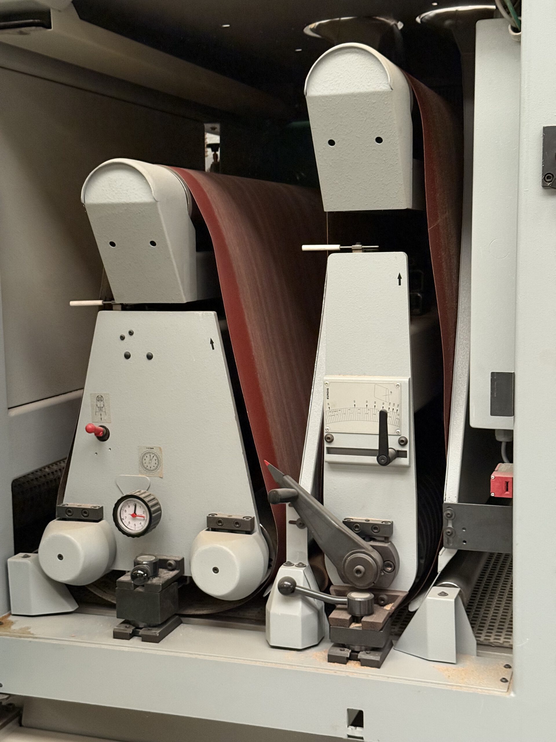 Schleifmaschine Kündig Typ BOTOP-4 1100 RP RP