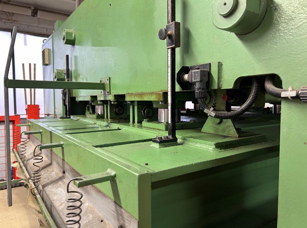 Durchlaufpresse Höfer Typ HKPL 160