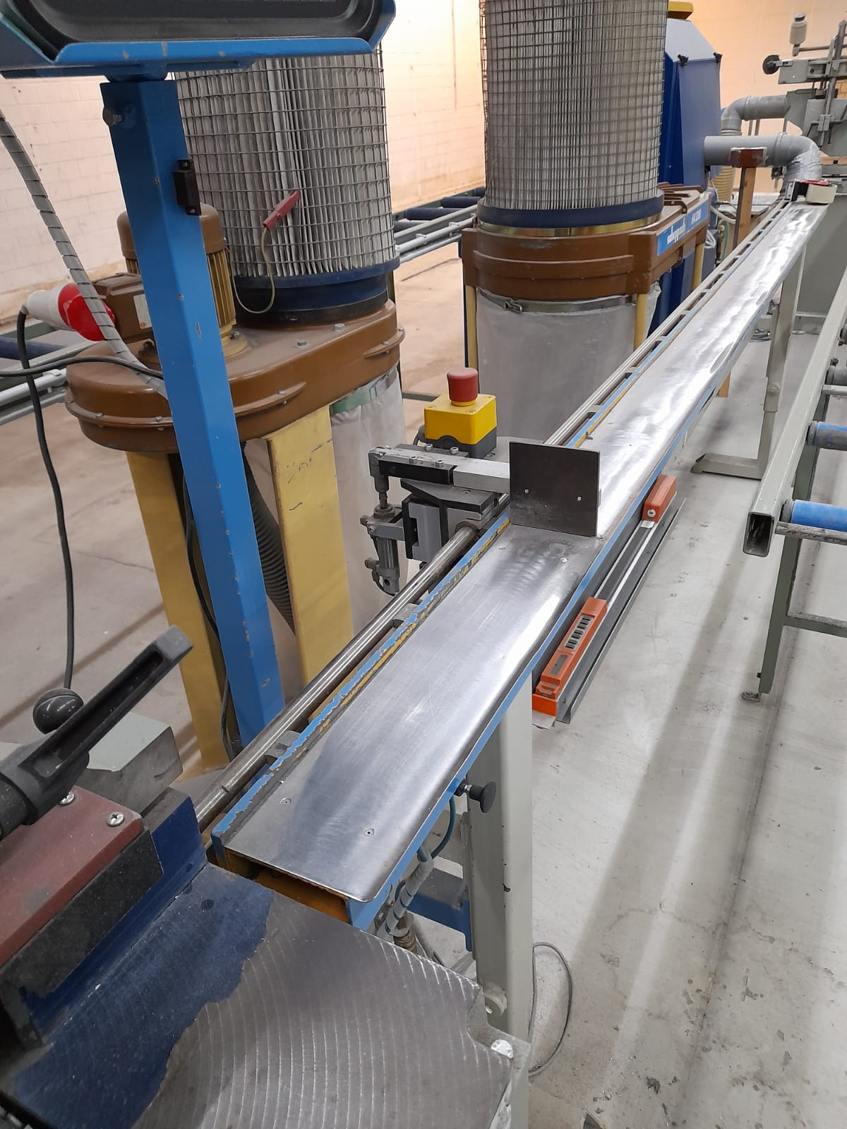 Untertischkappsäge Emmegi Typ Calvet 300 M