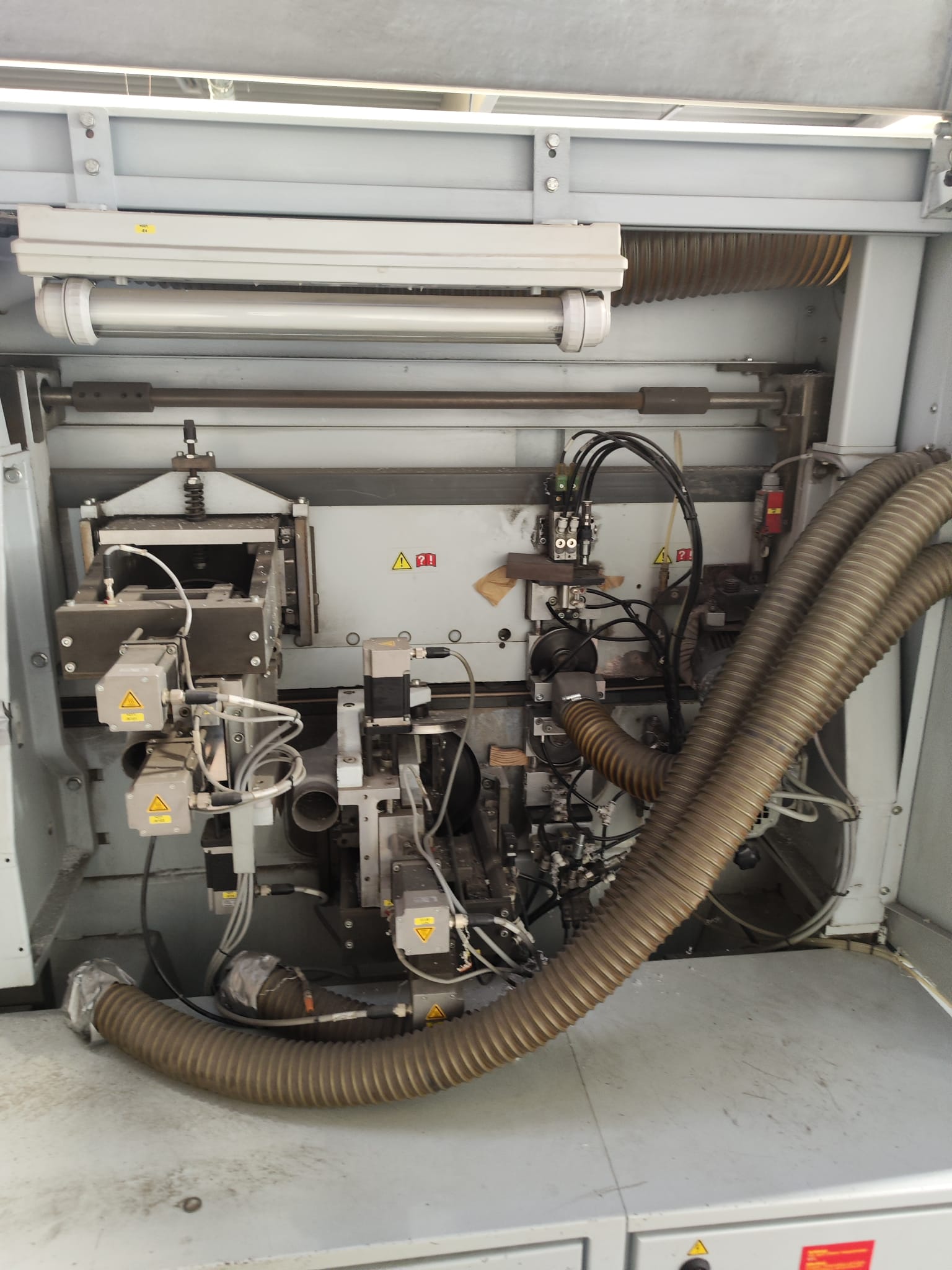 Kantenanleimmaschine Brandt Typ KDF 890