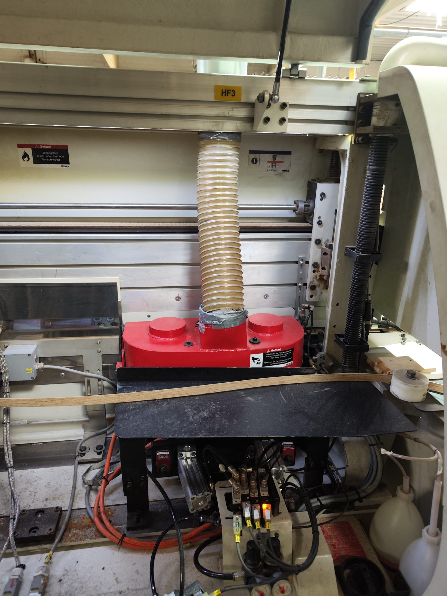 Kantenanleimmaschine IMA Typ Advantage 400